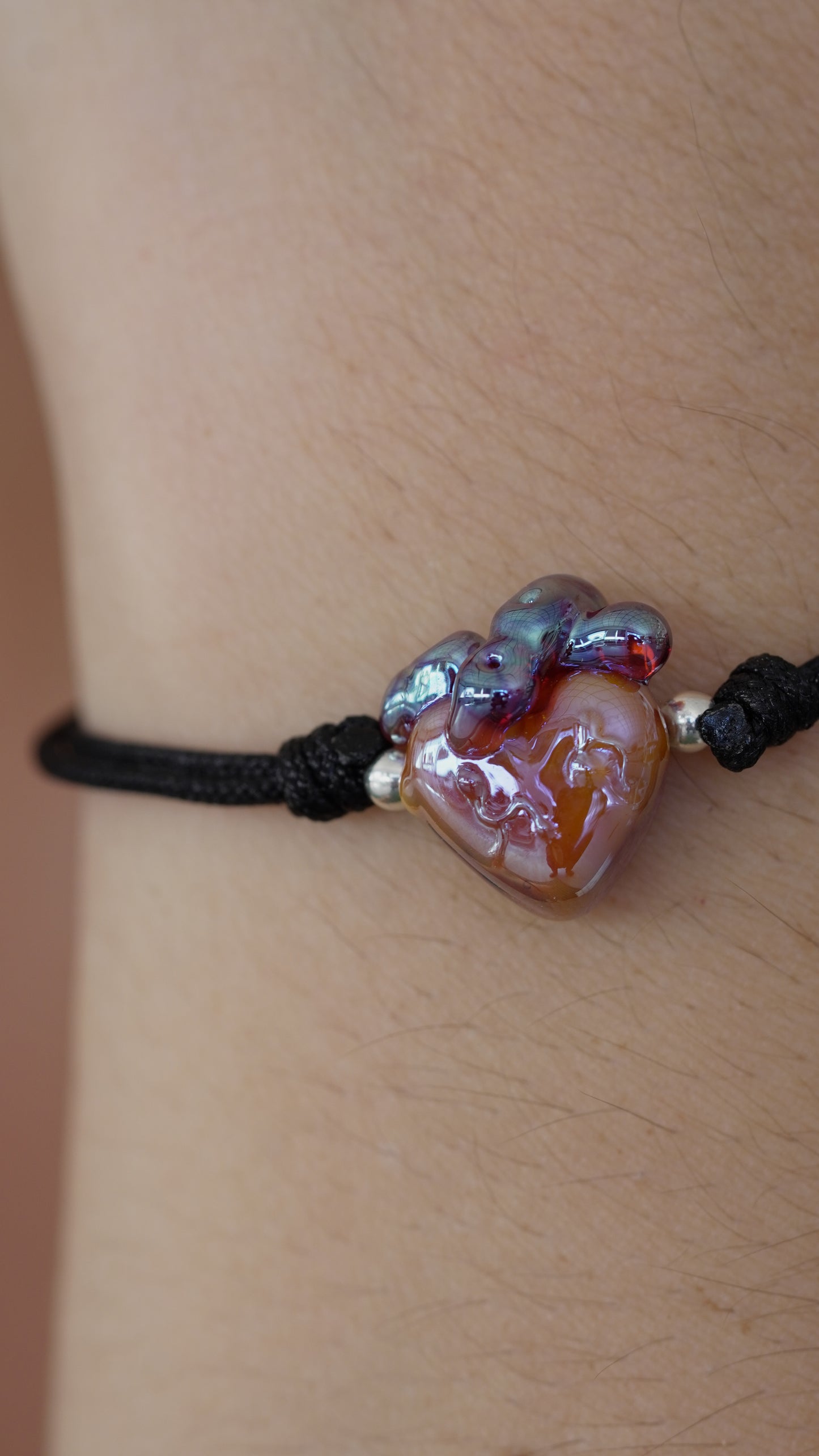 Pulsera corazón anatómico hojalata