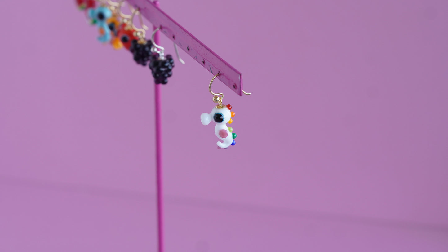 Pendientes caballito de mar arcoiris