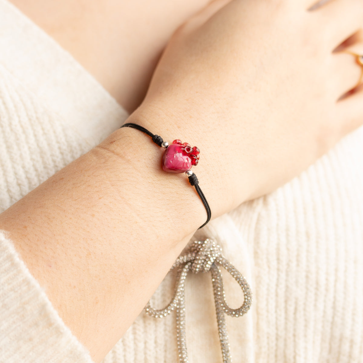 Pulsera corazón anatómico rosa transparente