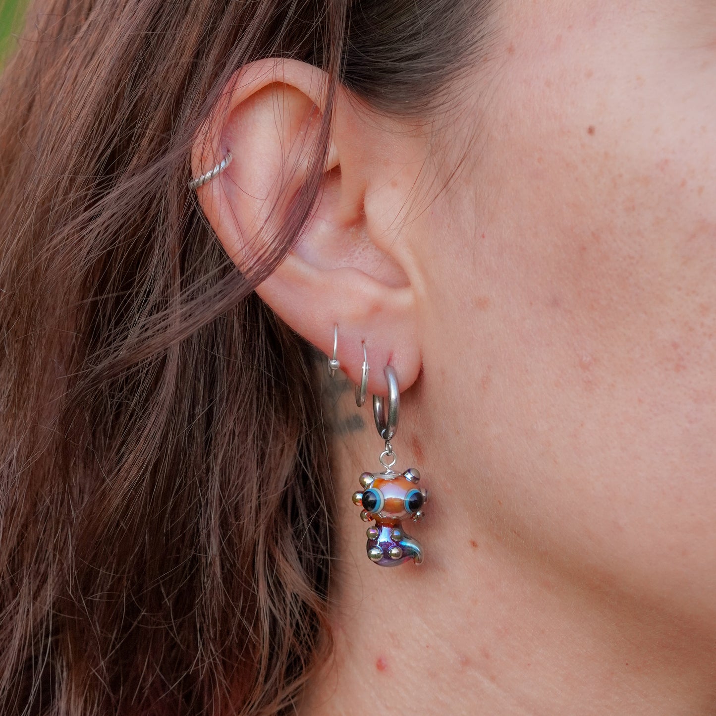 Pendientes ajolote hojalata