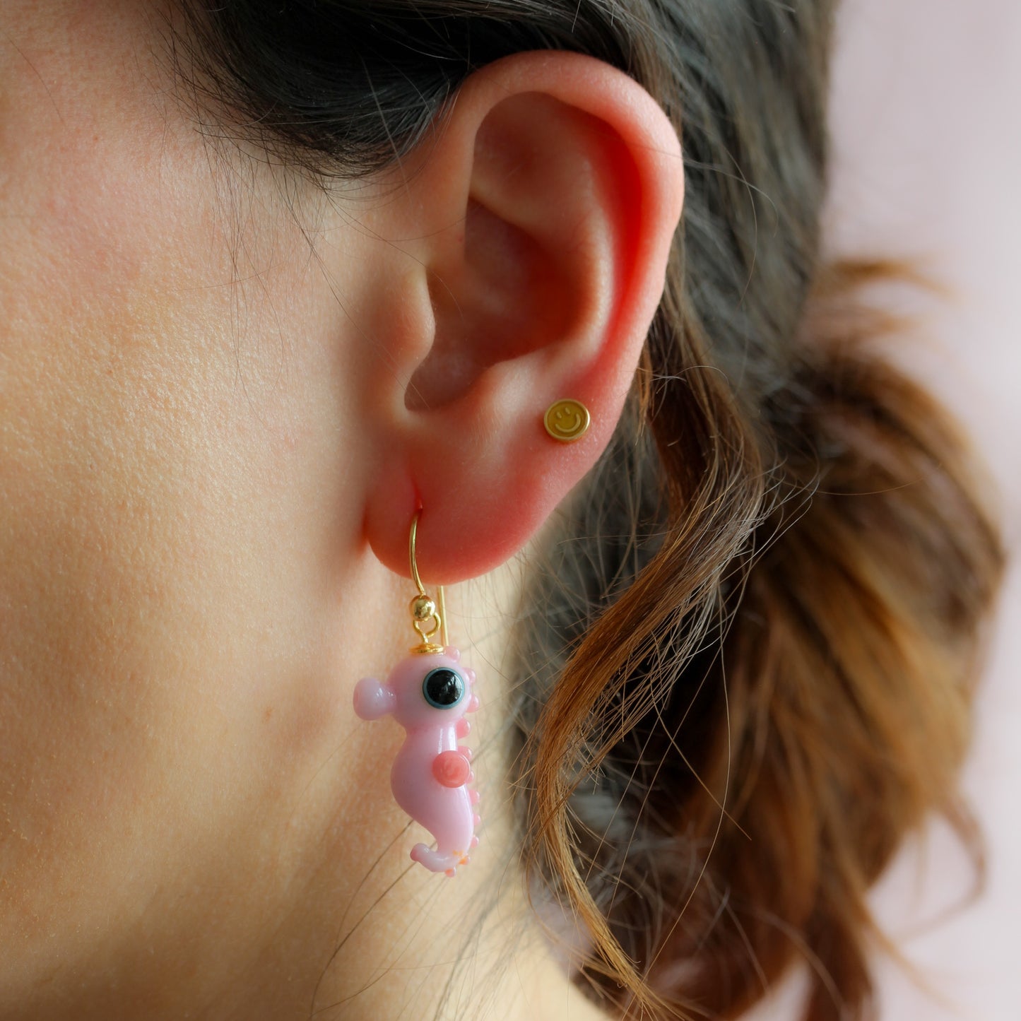 Pendientes caballito rosa