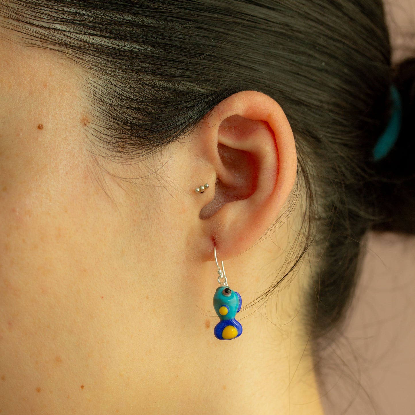 Pendientes pez azul
