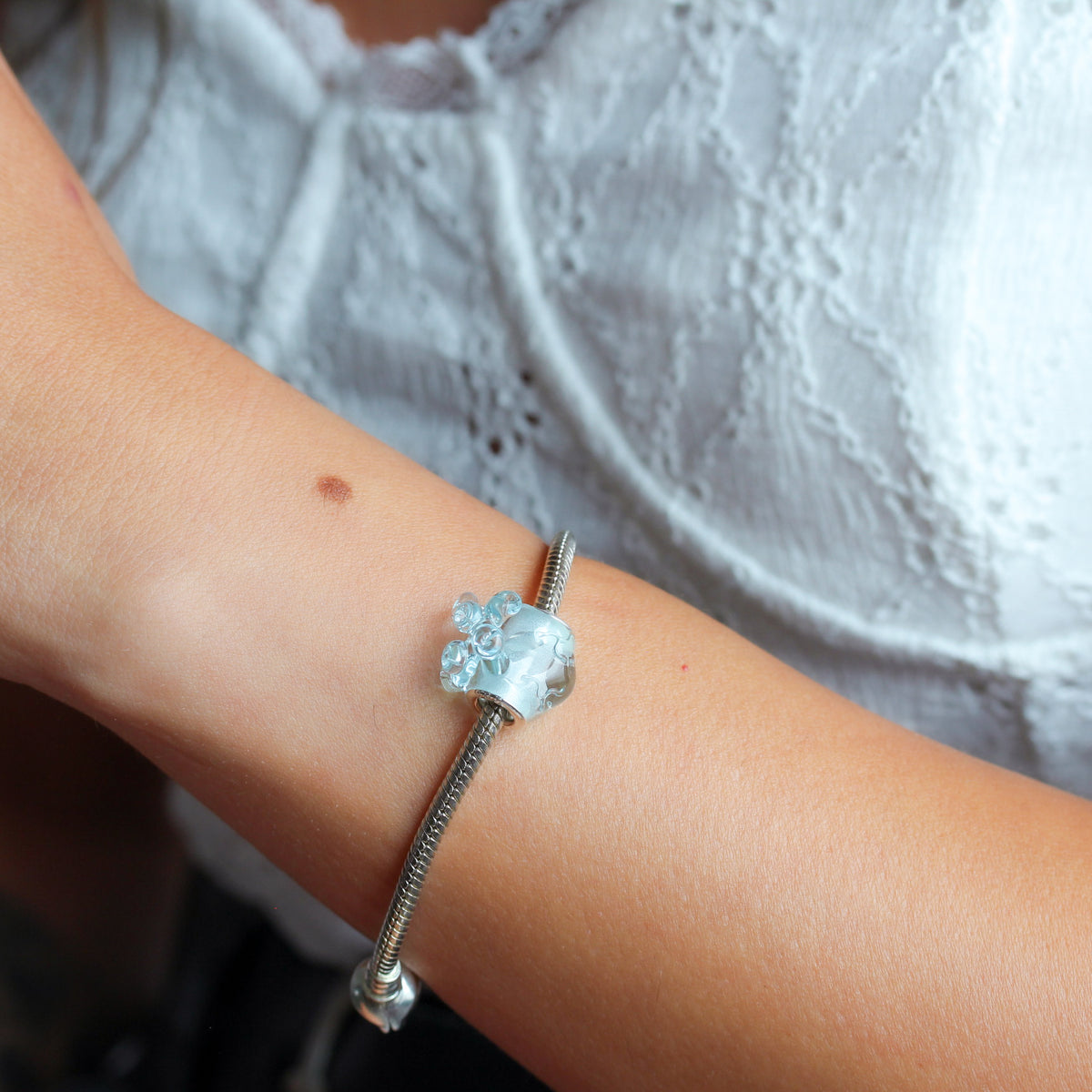 Charm pulsera corazón anatómico hielo