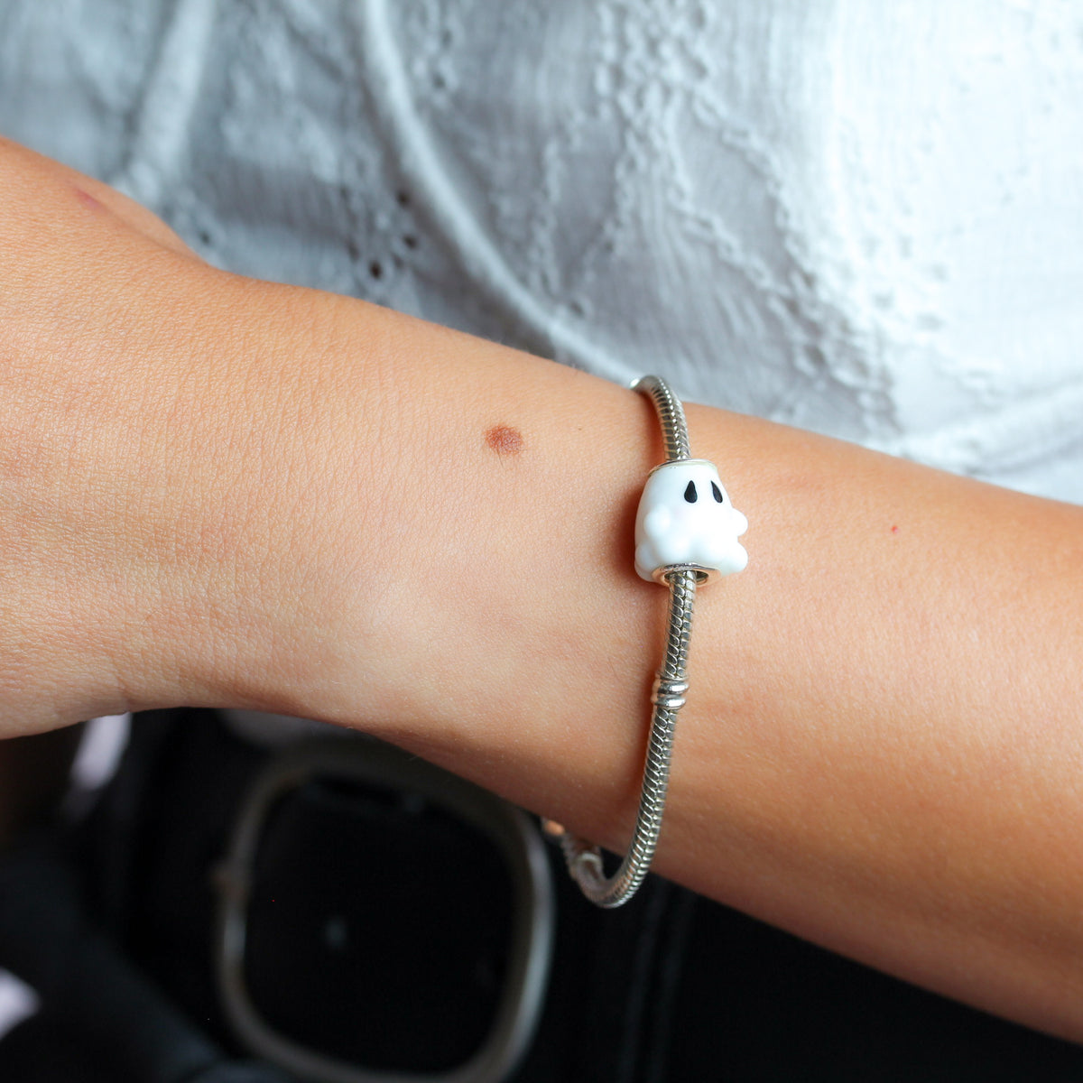 Charm pulsera fantasma