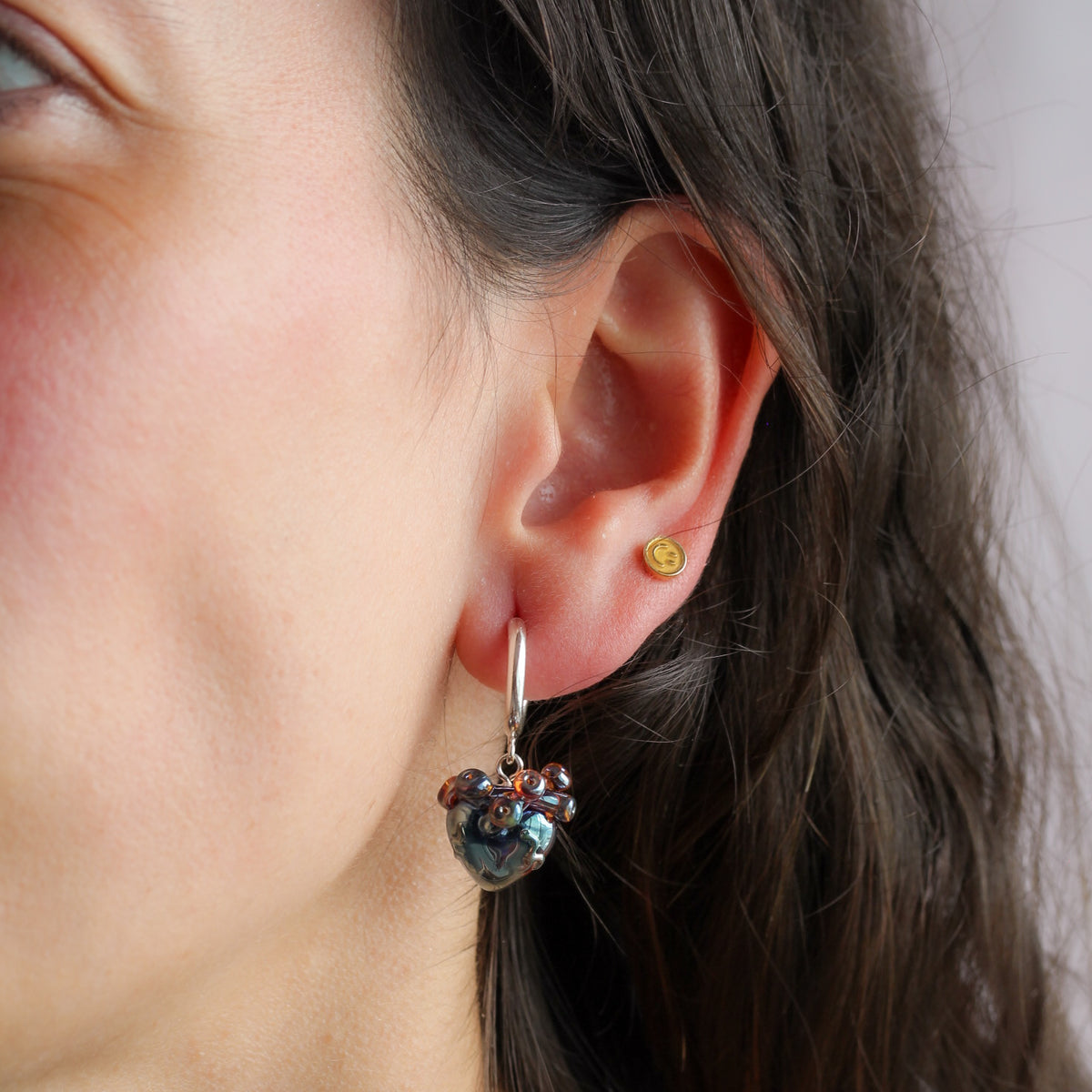 Pendientes corazón anatómico gótico hojalata