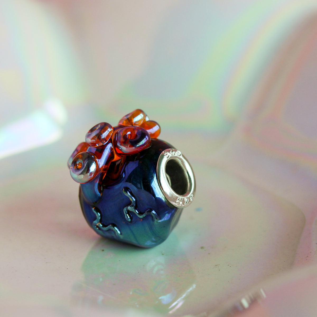Charm pulsera corazón anatómico gótico hojalata