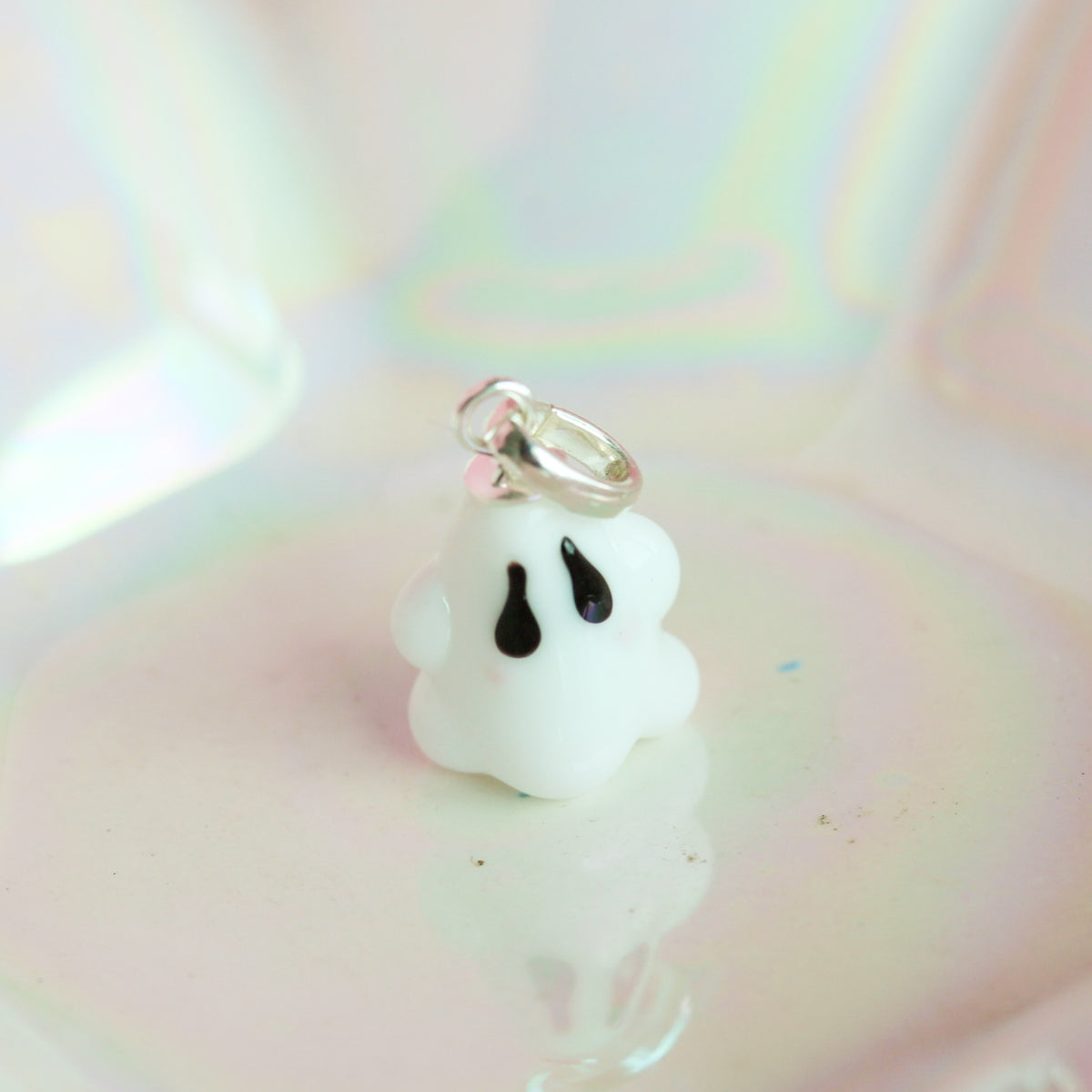 Charm colgante fantasma