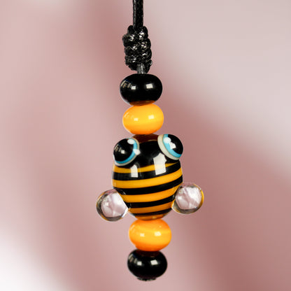 Llavero artesanal abeja