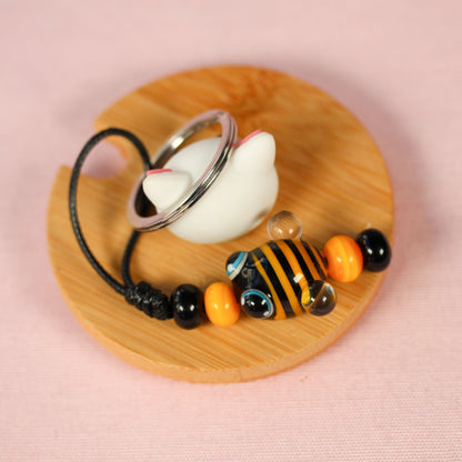 Llavero artesanal abeja