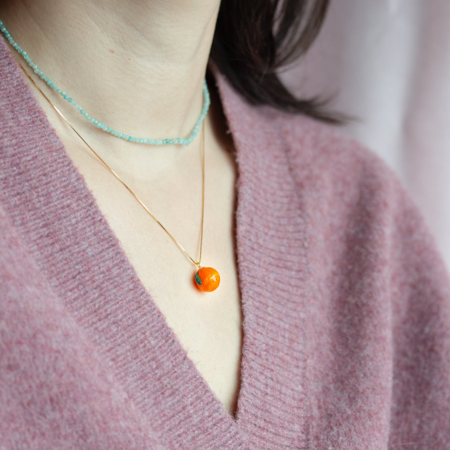 Collar naranja