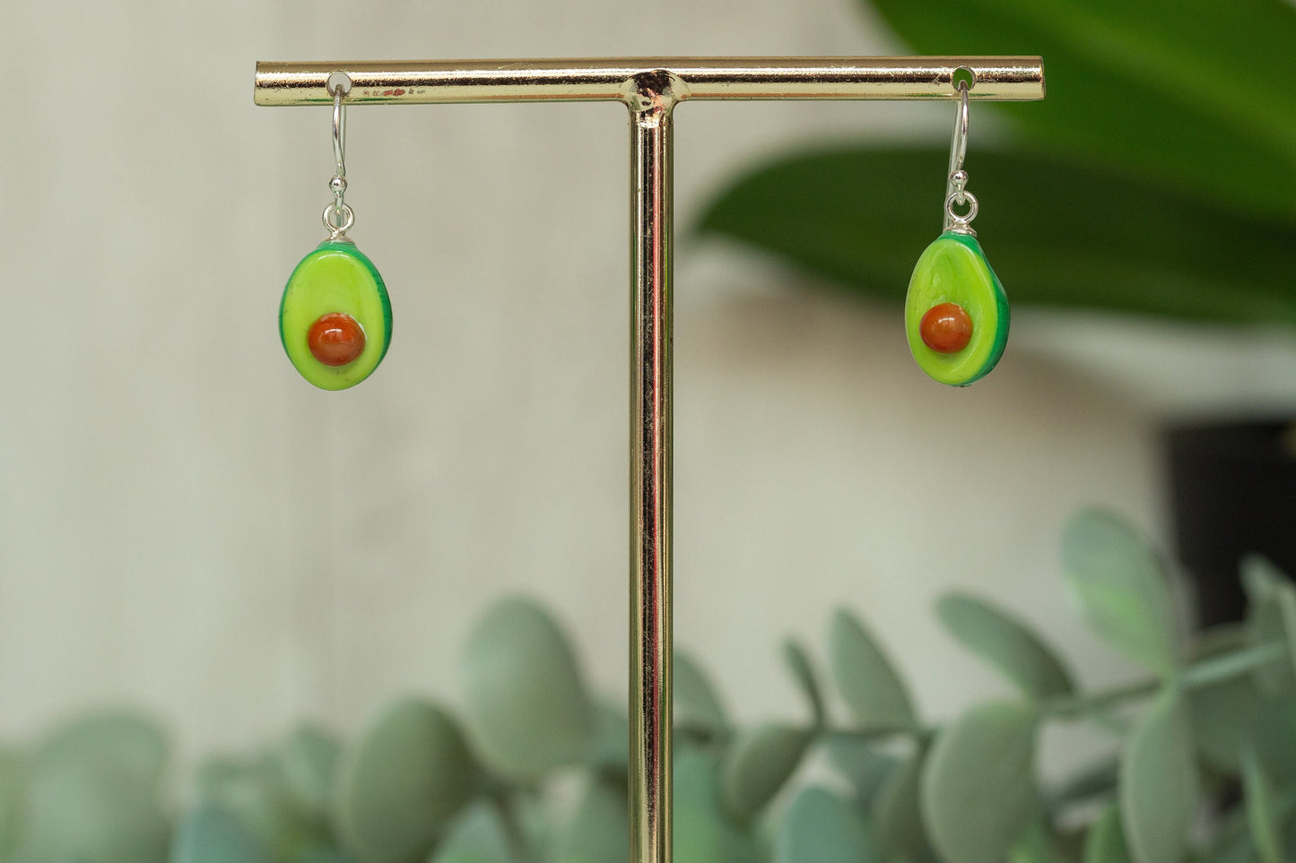 Pendientes pequeños de aguacate