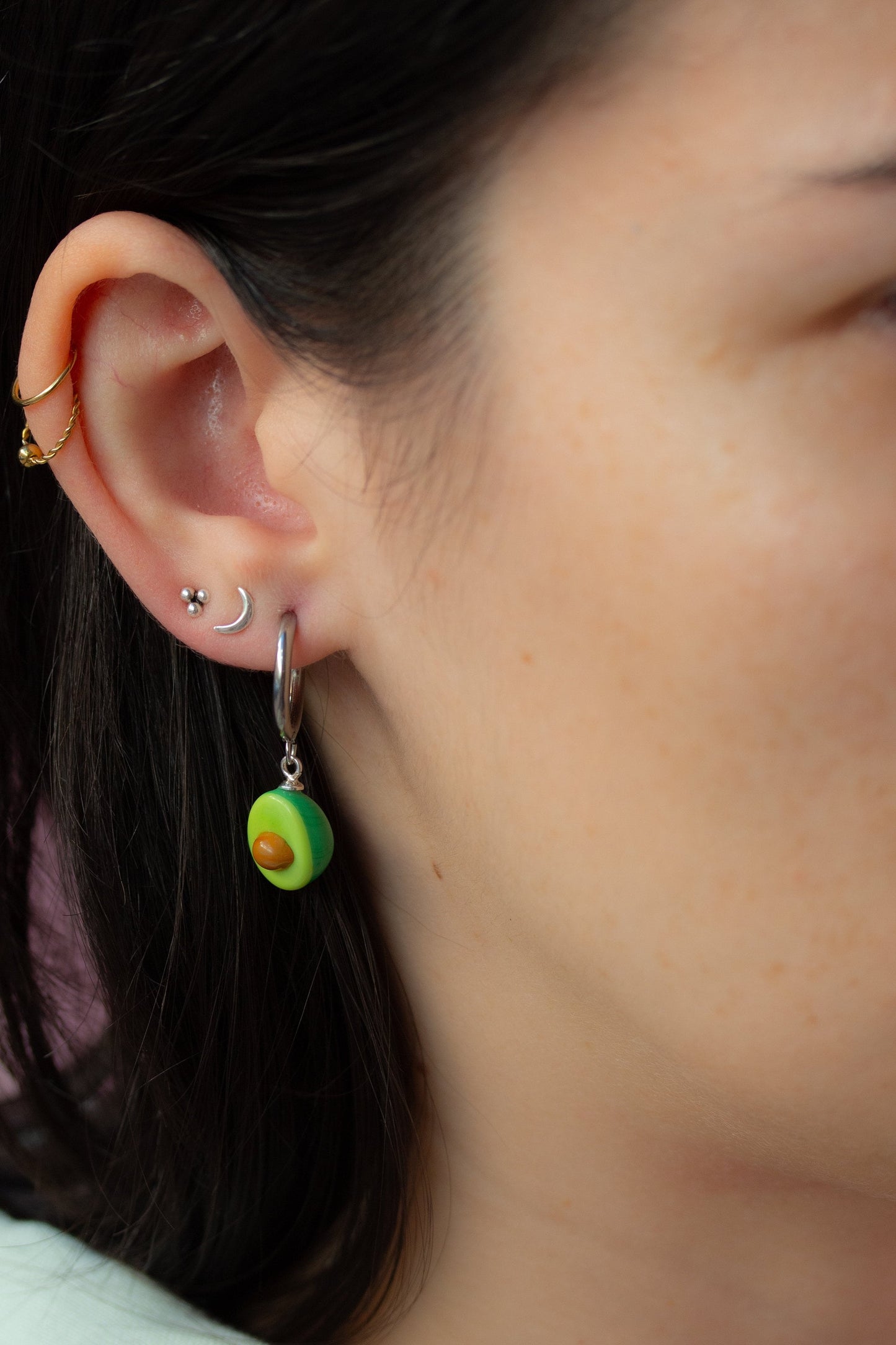 Pendientes de aro aguacate