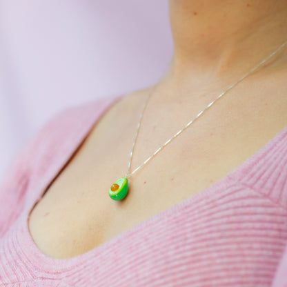 Collar de aguacate