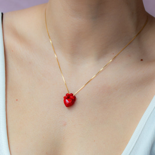 Collar corazón anatomico rojo