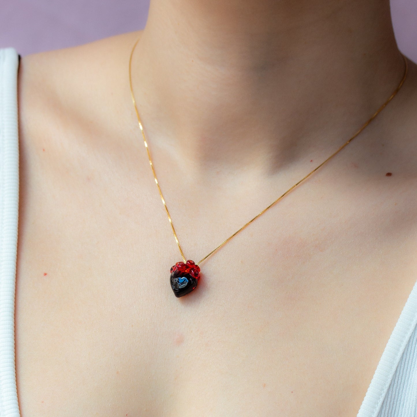 Collar corazón anatómico gótico