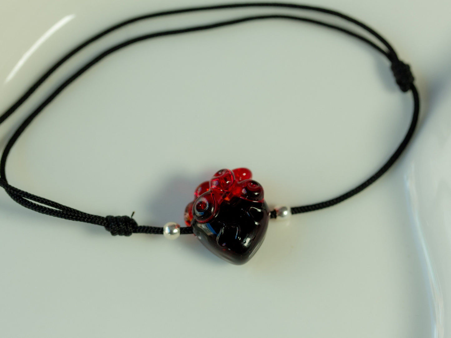 Pulsera corazón anatómico gótico